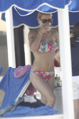 Michelle Hunziker pic #858096