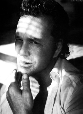 Mickey Rourke pic #17032
