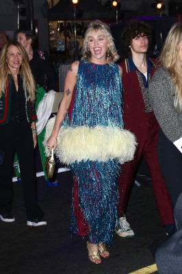 photo 17 in Miley Cyrus gallery [id1279017] 2021-11-07 00:00:00