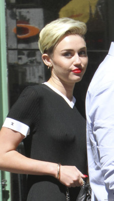 Miley Cyrus pic #622685