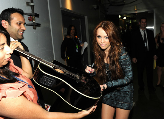 Miley Cyrus pic #285505