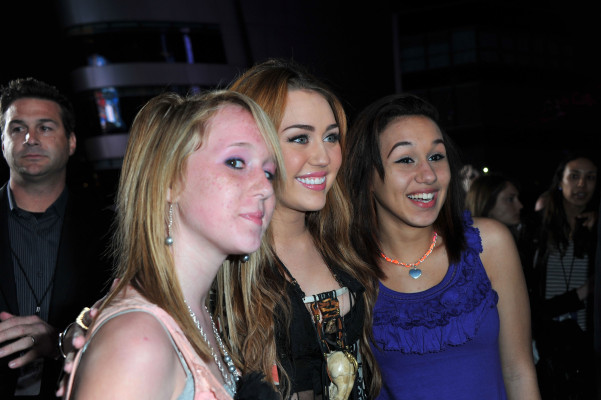 Miley Cyrus pic #409874
