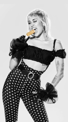 photo 13 in Miley gallery [id1262995] 2021-07-30 00:00:00