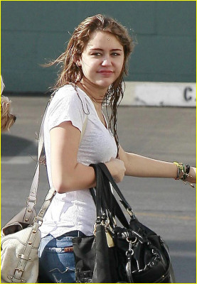 photo 10 in Miley Cyrus gallery [id152130] 2009-05-05 00:00:00