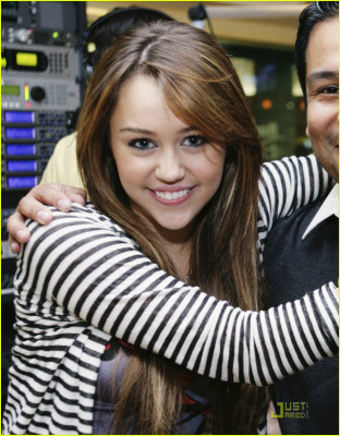 photo 24 in Miley gallery [id146602] 2009-04-10 00:00:00