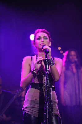 Miley Cyrus pic #378385