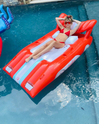 Miley Cyrus pic #1162737