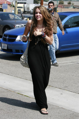 photo 23 in Miley gallery [id158919] 2009-06-01 00:00:00