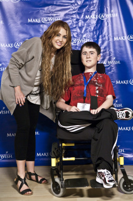 Miley Cyrus pic #416062