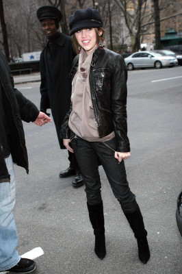 photo 19 in Miley gallery [id151514] 2009-04-29 00:00:00