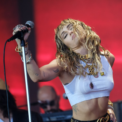 photo 5 in Miley Cyrus gallery [id1151986] 2019-07-15 00:00:00
