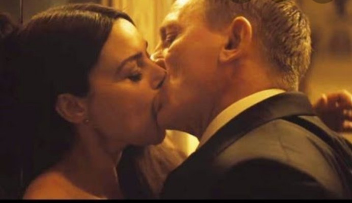 Monica Bellucci pic #1231870
