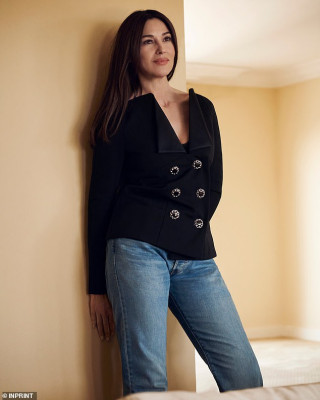 Monica Bellucci pic #1129170