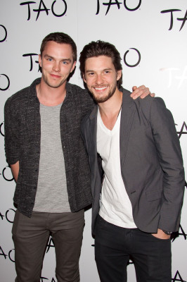 photo 22 in Nicholas Hoult gallery [id610738] 2013-06-19 00:00:00