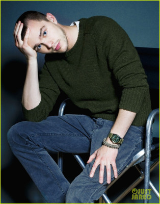 Nicholas Hoult pic #704922