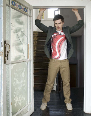 Nicholas Hoult pic #707003