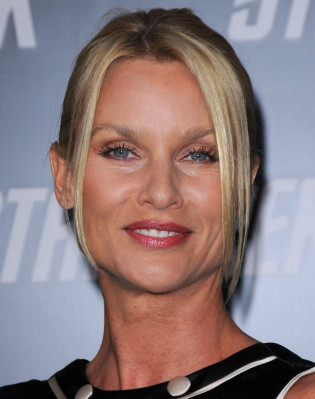 Nicolette Sheridan pic #209994