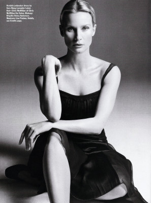 Nicolette Sheridan pic #242417