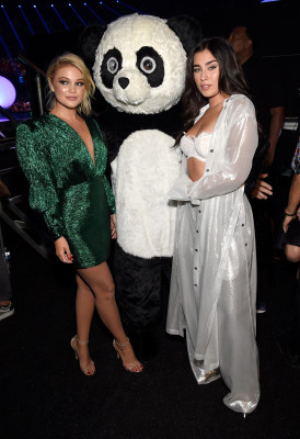 Olivia Holt pic #1071863