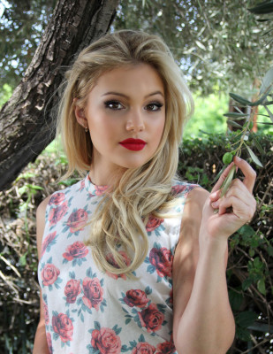 Olivia Holt pic #795005