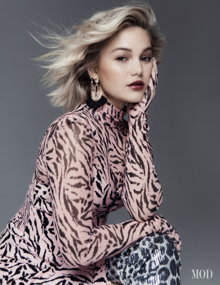 Olivia Holt pic #1179410