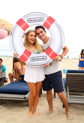 Olivia Holt pic #795495