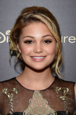 Olivia Holt pic #795093