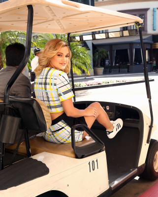 Olivia Holt pic #885302