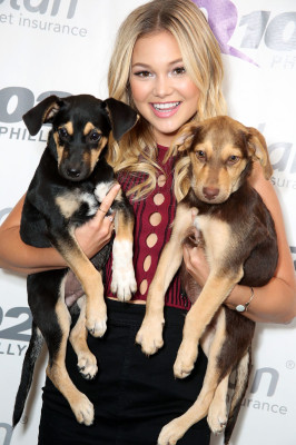 Olivia Holt pic #922160