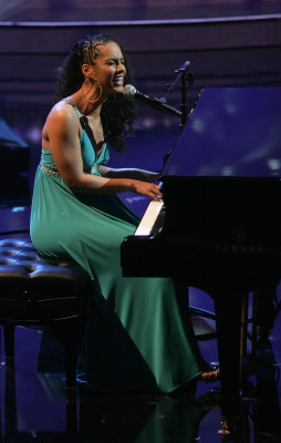 photo 3 in Alicia Keys gallery [id48045] -0001-11-30 00:00:00