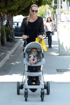 photo 8 in Molly Sims gallery [id612256] 2013-06-21 00:00:00