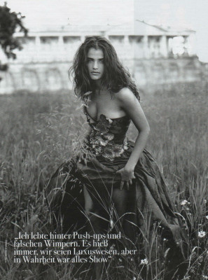 Helena Christensen pic #623212