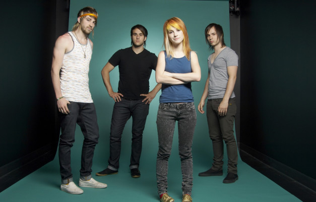 photo 3 in Paramore gallery [id305539] 2010-11-17 00:00:00