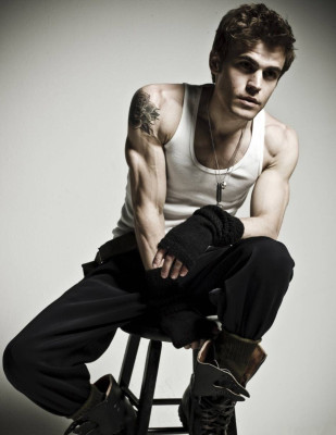 Paul Wesley pic #264319