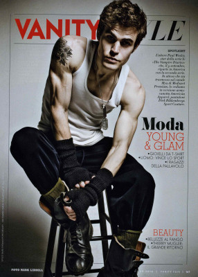 photo 7 in Paul Wesley gallery [id318690] 2010-12-23 00:00:00