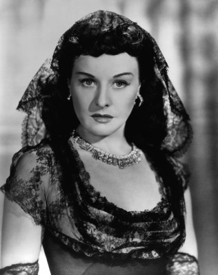 photo 14 in Paulette Goddard gallery [id370629] 2011-04-21 00:00:00