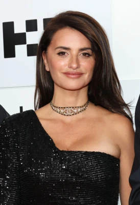 photo 7 in Penelope Cruz gallery [id1304540] 2022-07-08 00:00:00
