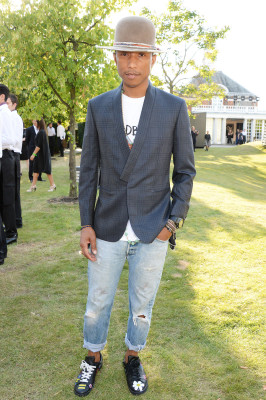 photo 14 in Pharrell Williams gallery [id715980] 2014-07-09 00:00:00