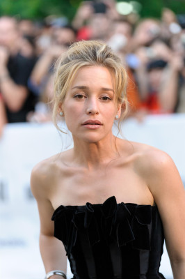 photo 14 in Piper Perabo gallery [id531407] 2012-09-11 00:00:00