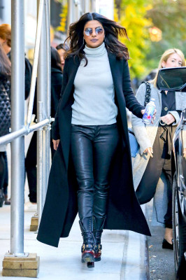 Priyanka Chopra pic #892345