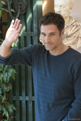 photo 14 in Raoul Bova gallery [id210394] 2009-12-04 00:00:00