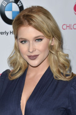 photo 15 in Renee Olstead gallery [id799825] 2015-09-27 00:00:00