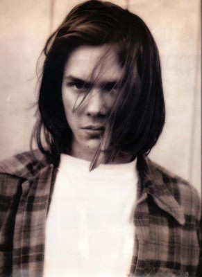 photo 17 in River Phoenix gallery [id54275] -0001-11-30 00:00:00