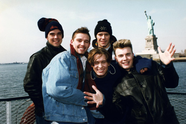 photo 18 in Robbie Williams gallery [id384972] 2011-06-10 00:00:00
