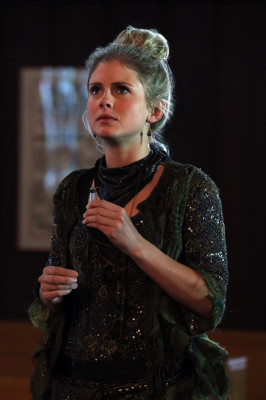 Rose McIver pic #860261