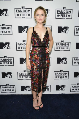 Rose McIver pic #867059