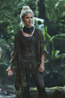 Rose McIver pic #860263