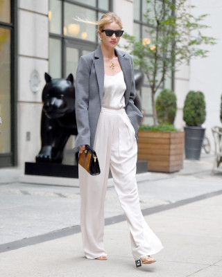Rosie Huntington-Whitely pic #1111770