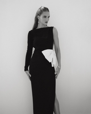 photo 22 in Rosie Huntington-Whitely gallery [id1329228] 2023-07-05 00:00:00