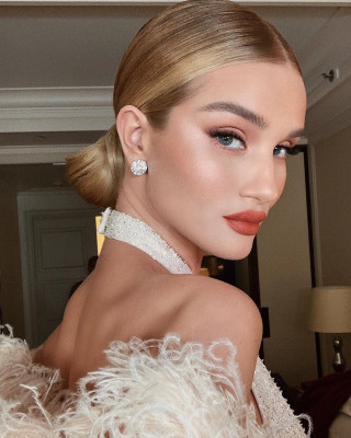 photo 27 in Rosie Huntington-Whitely gallery [id1131798] 2019-05-09 00:00:00